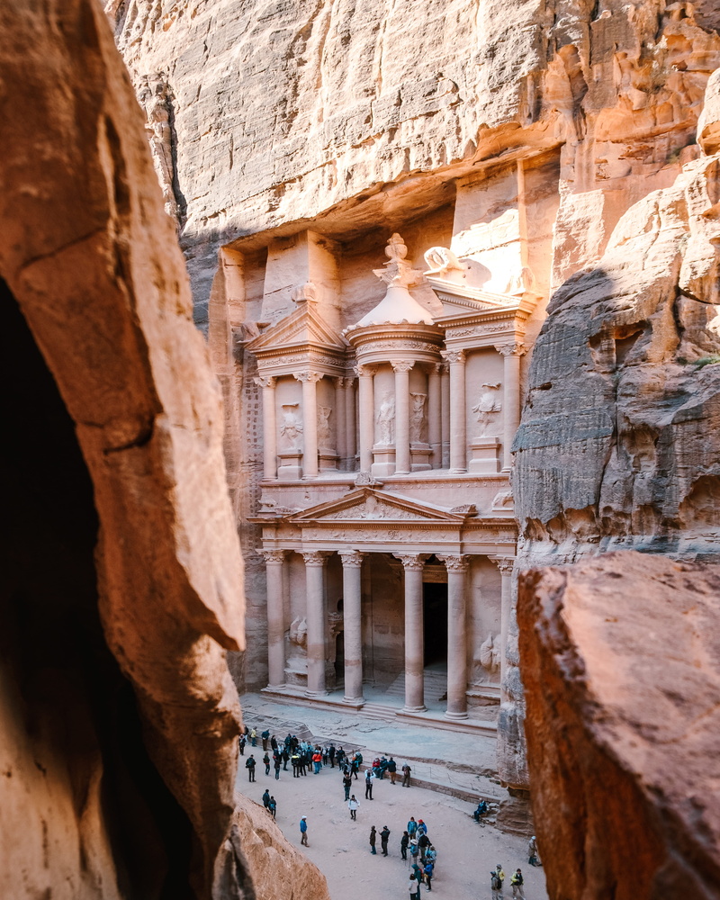 ancient civilization, solid, 4K, jordan, petra, travel destinations, tourism, large group of people, history, real people, men, travel, rock, built structure