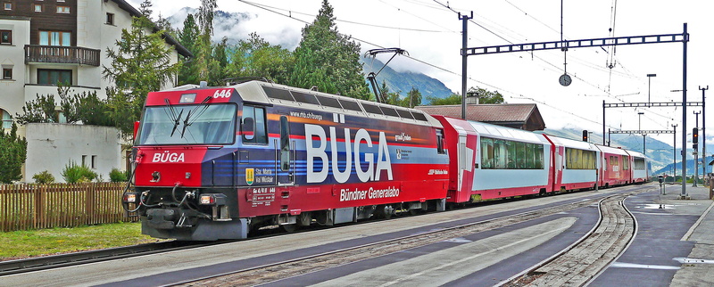 railway, engadin, outdoors, Glacier Express, ferrovia retica, ge 4-4 iii, travel, city, land vehicle, celerina-schlarignia, Rhaetian Railways, mode of transportation