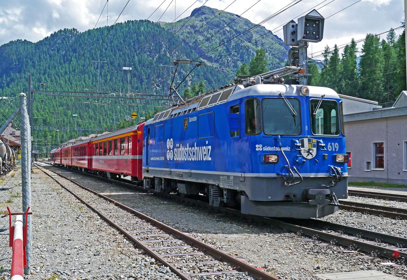 railroad track, outdoors, 4K, train, mode of transportation, graubünden, land vehicle, train - vehicle, sky, day, narrow gauge, bernina railway, bernina