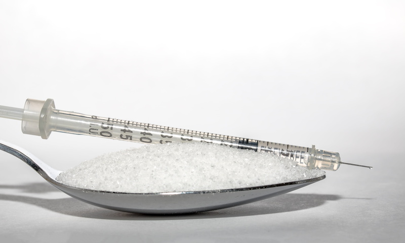steel, accuracy, insulin, glucose, copy space, silver colored, business, spoon, healthcare and medicine, diabetes, food, indoors, disease, no people, healthcare
