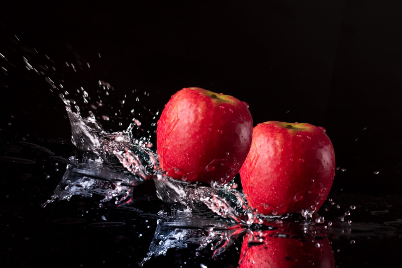 studio shot, nutrition, fruit, drop of water, wet, bio, 5K, no people, sweet, healthy, autumn, ripe, nature, red, delicious, healthy eating, fruits, close-up
