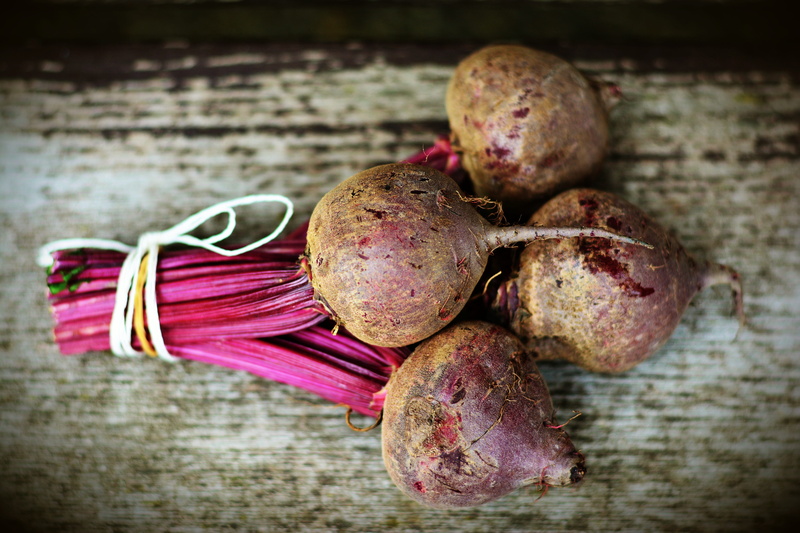 several, beetroot, raw food, fresh, pink color, gardening, no people, beets, indoors, freshness, tubers, vitamins, food, purple, still life, 5K, dirt