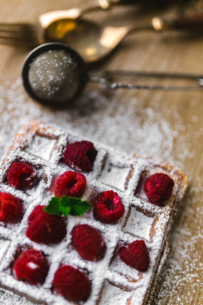 food, Breakfast, directly above, dessert, 4K, fresh raspberries, cake, homemade, sugar, berry Fruit, red, preparing food, food and drink, powder, powdered sugar