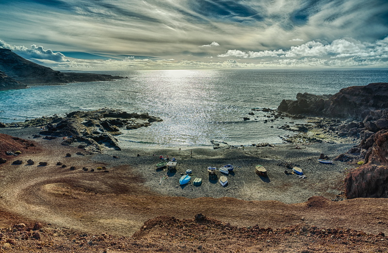 lanzarote, horizon, land, tranquility, landscape, tranquil scene, el golfo, solid, rock - object, day, water, beach, scenics - nature, fisherman, waters