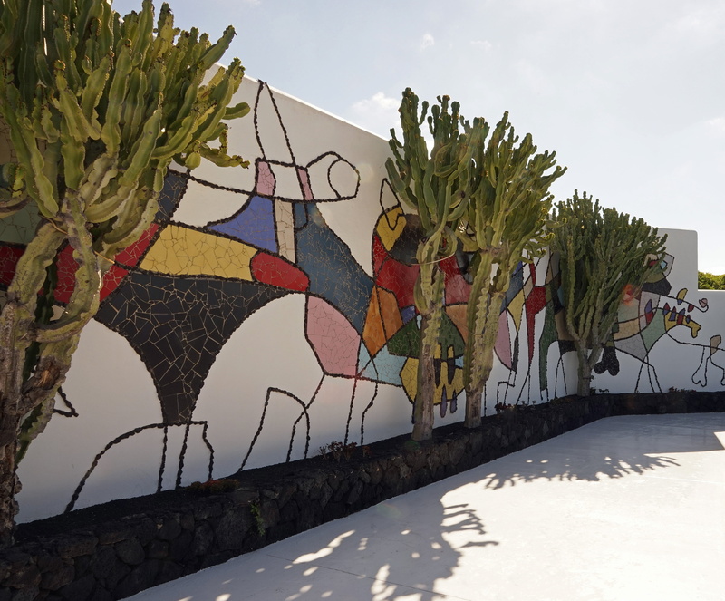 cloud - sky, 4K, sky, colorful, wall, art, no people, artwork, mosaic, architecture, sunlight, creativity, césar manrique, shadow, built structure, cold temperature