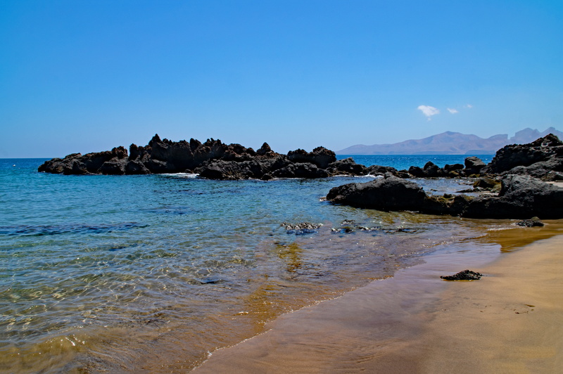 Playa, rock - object, del, water, horizon over water, beach, tranquil scene, rock formation, booked, coast, playa chica, beauty in nature, summer, sky