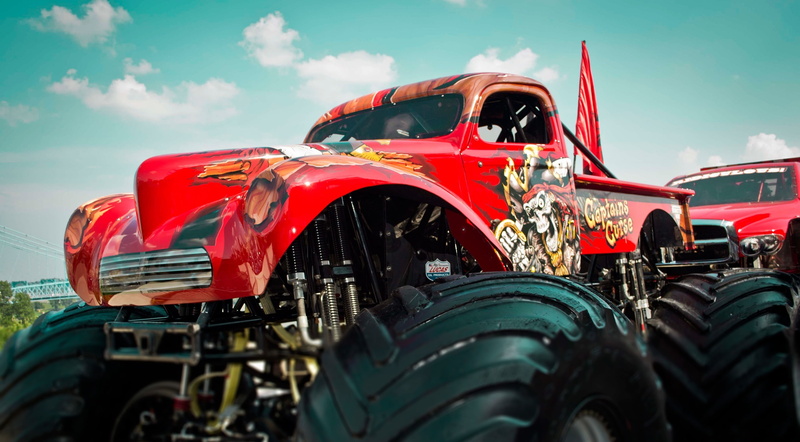 cloud - sky, agricultural machinery, no people, wheel, agricultural equipment, travel, outdoors, motor vehicle, Truck, stationary, red, tractor, day, tire