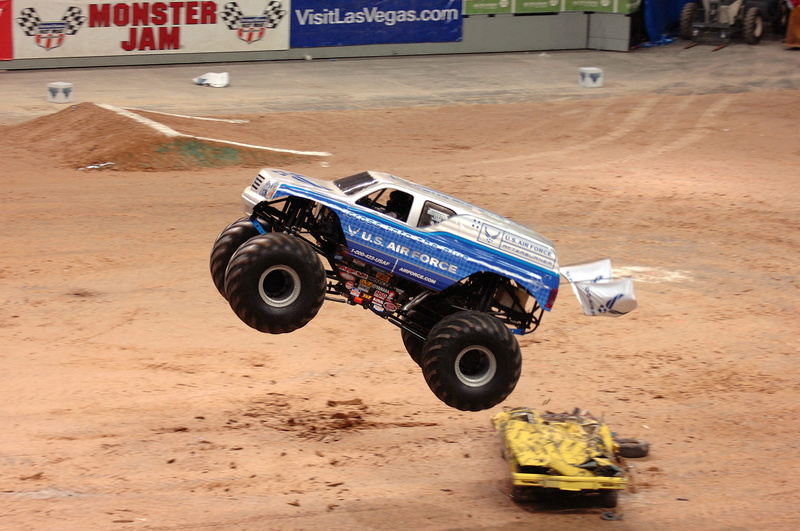 competition, land, outdoors, day, obstacles, power, sand, people, off-road vehicle, transportation, Stadium Arena, dirt, exhibition, road, tires, wheel
