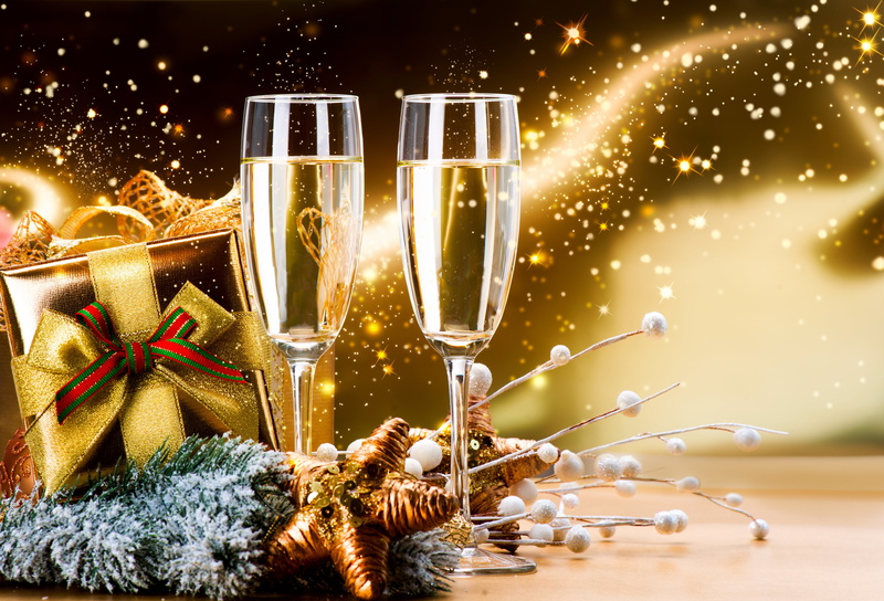 star Shape, defocused, glasses, alcohol, season, refreshment, container, close-up, bright, party - Social Event, two, glass, celebration event, champagne