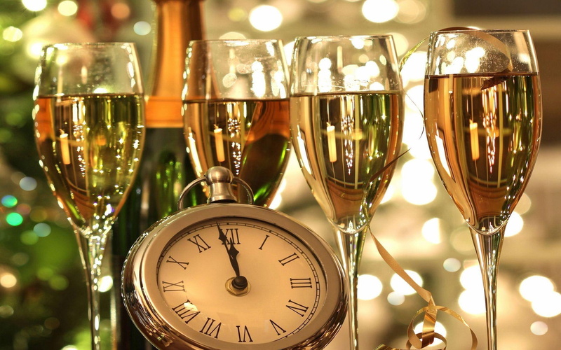 gray, midnight, pocket, happy new year, 1080P, champagne, new year, celebration, holidays, watch, glass, glasses, 1920x1200, four, wine