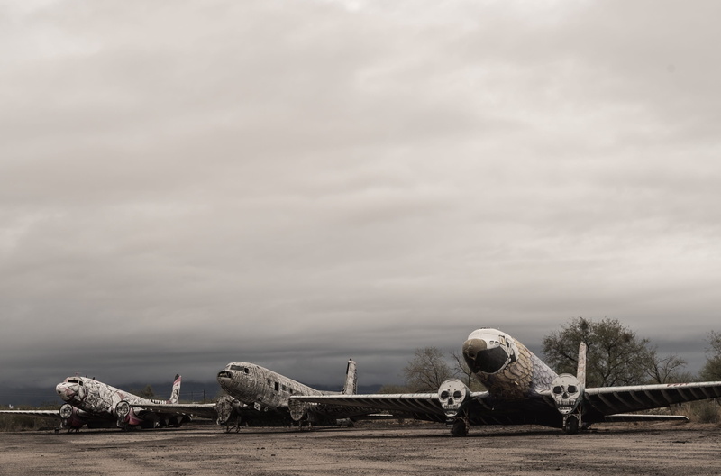 jet - Band, 2K, gray, airplane, overcast, plane, air Vehicle, outdoors, daytime, sky, military, the past, nature, planes, air Travel, airport, mode of transportation