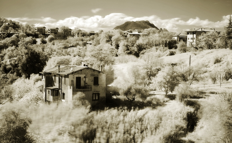 plant, Italy, cloud - sky, abandoned, sky, Vintage, 4K, no people, building, outdoors, concrete, day, mountain, civitella, Civitella San Paolo, infrared
