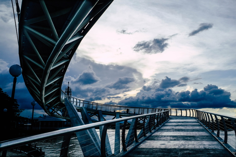 day, outdoors, suspension bridge, engineering, walking, transportation, sky, the way forward, connection, malaysia, metal, footbridge, direction, 5K, sarawak