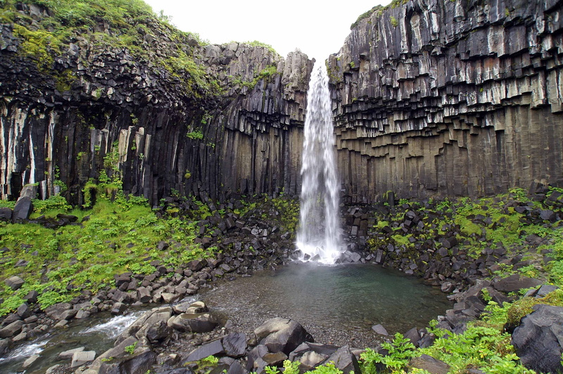 Iceland, surrounding, waterfall, nature, green plants, Cascade, water, plants, Svartifoss, 2K, green, waterfalls