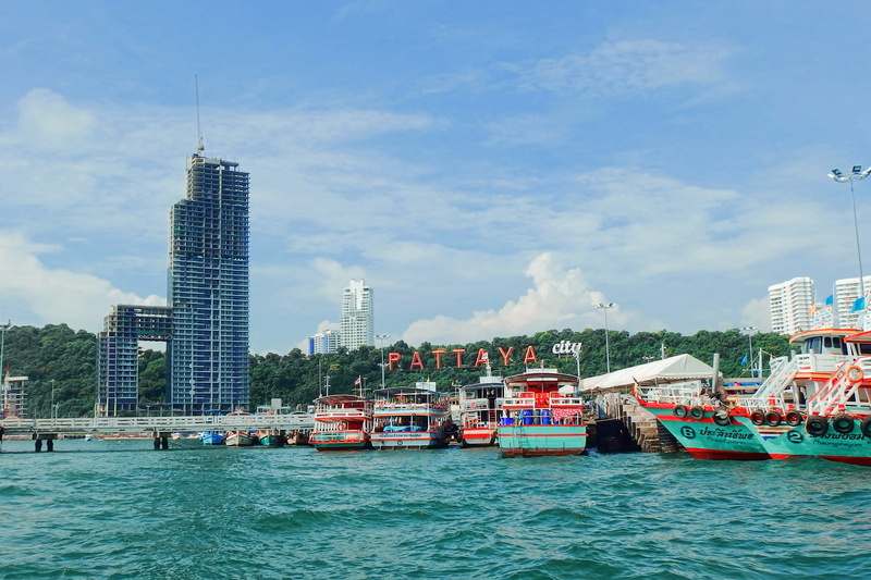 nature, travel, transportation, sky, sea, financial district, outdoors, office building exterior, 1080P, cityscape, tower, city, skyscraper, nautical vessel