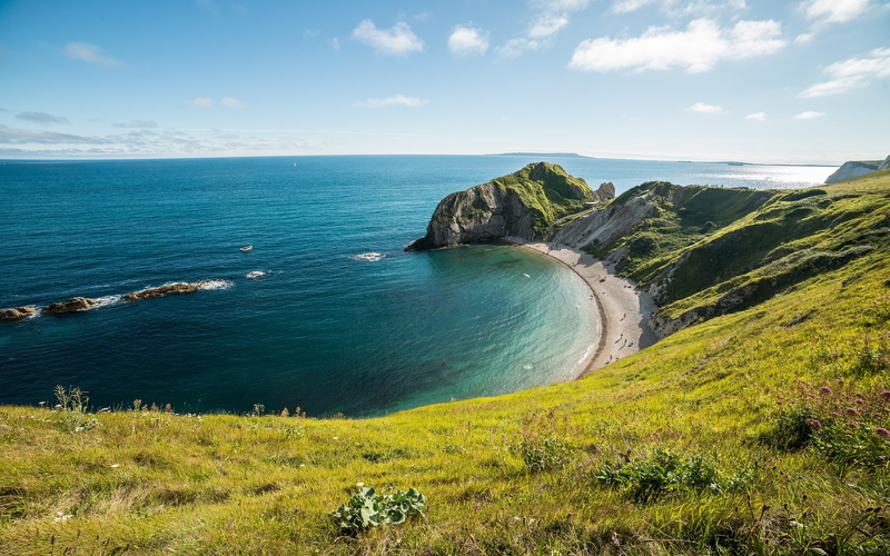 horizon, sky, no people, Durdle Door, horizon over water, water, outdoors, day, scenics - nature, cloud - sky, 2K, idyllic, landscape, grass, tranquility