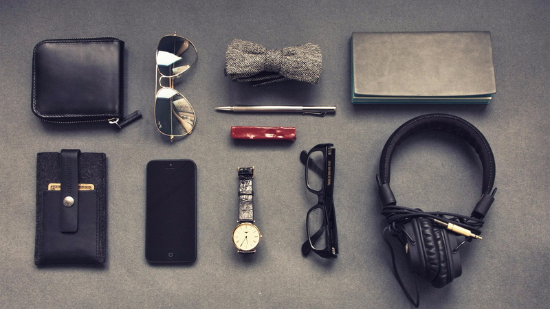 smart phone, knolling - concept, arrangement, directly above, gentleman, watch, order, leather, man, technology, organization, communication, choice, high angle view