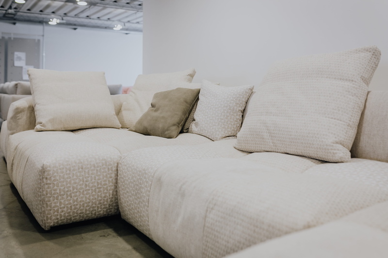 stuffed, contemporary, armchairs, armchair, comfortable, chair, 4K, white color, amp, sofa, luxury, pillow, domestic room, furniture, neat, Saba italia