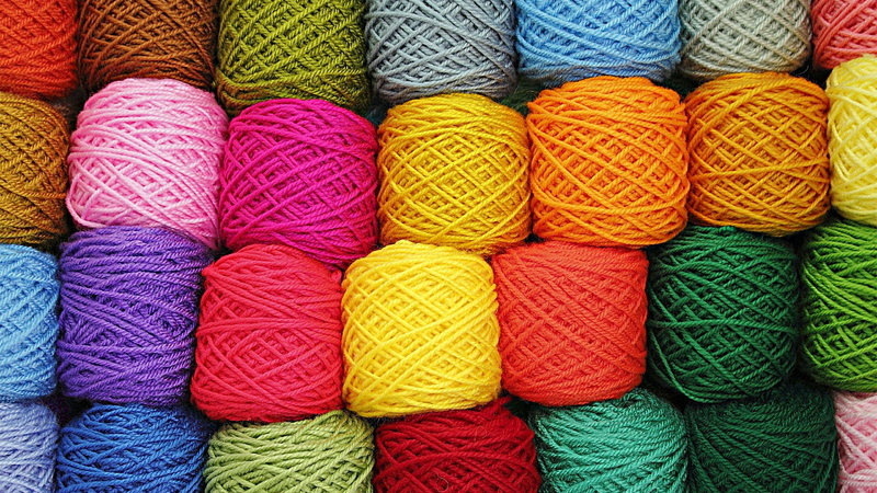 large group of objects, in a row, backgrounds, 2K, market, order, variation, retail, spool, side by side, yarn, for sale, stack, textile, ball of wool