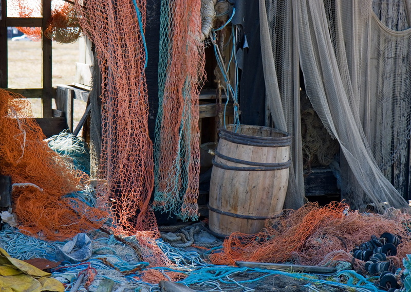 fishing net, orange, red, abandoned, rope, metal, old, rusty, barrel, decline, 1080P, deterioration, netting, run-down, old fishing nets, close-up, stack