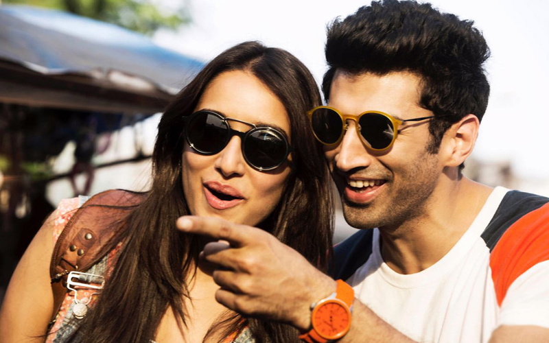 young women, stills, shraddha kapoor, front view, headshot, black, framed, sunglasses, 1080P, young adult, aditya roy kapur, lifestyles, focus on foreground