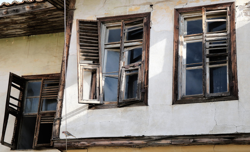 run-down, of kalekapisi, building exterior, home, damaged, building, old, date, bad condition, low angle view, decline, residential district, weathered