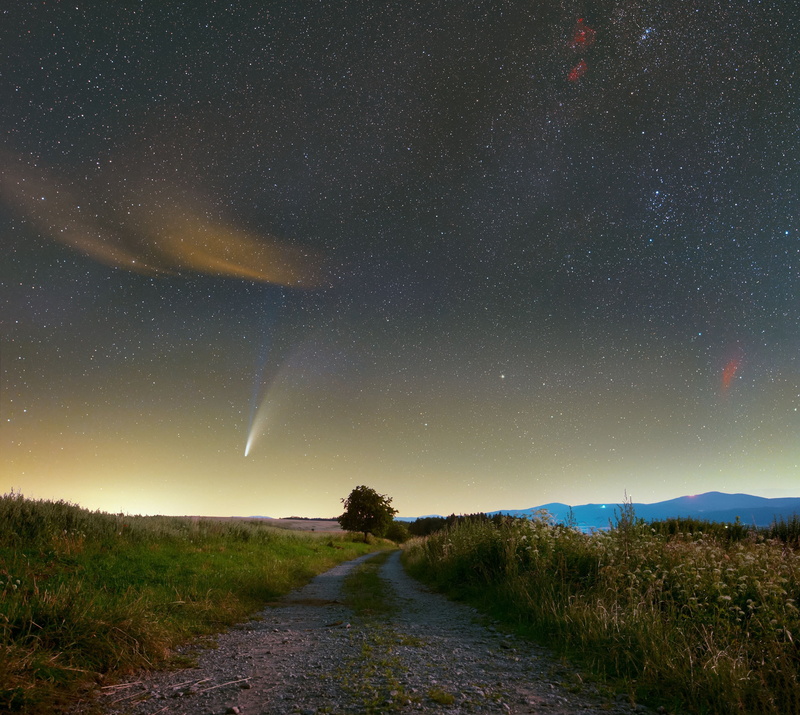 comet, Heart and Soul nebula, Galina Oszywa, nebula Heart and Soul, road, NEOWISE, 2K