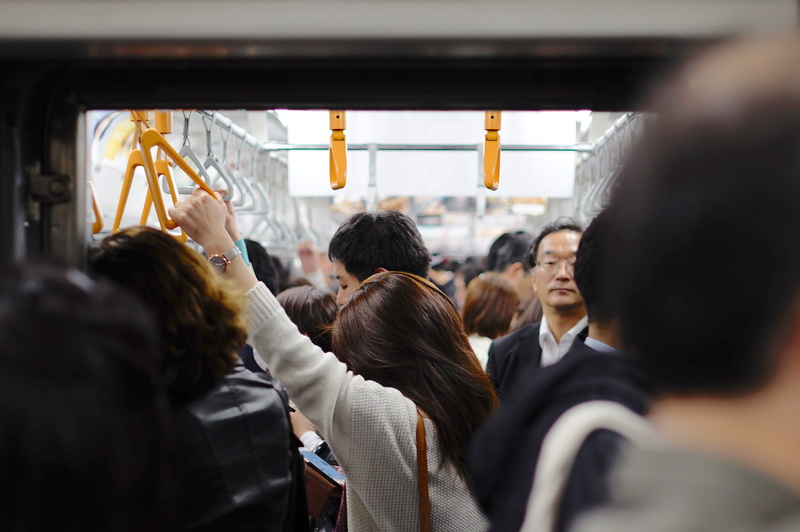 day, city, 2K, crowd, standing, lifestyles, tokyo, asia, rear view, shinjuku, shinjuku-ku, train, people, real people, adult, watching, shinjuku station