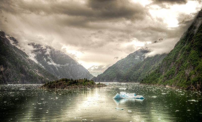 alaska, lake, no people, snowcapped mountain, icy, scenics, near, cloudy, environment, ice chunks, scenics - nature, tranquil scene, snow, sea, nature