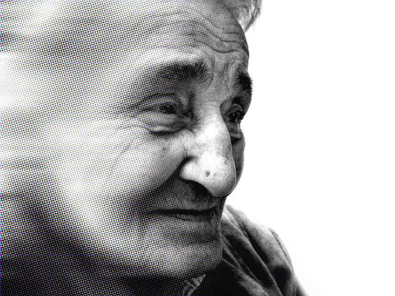 constant, indoors, woman, calcification, fear, seniors, think, old, close-up, age, face, fold, old peoples home, looking at camera, men, contemplation