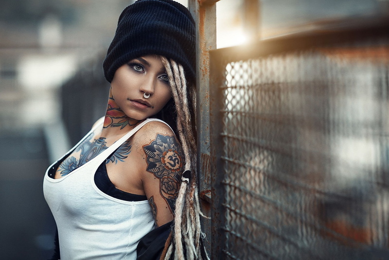 beautiful people, one person, women, architecture, city, Piercing, lifestyles, Outdoor, adult, Model, beautiful woman, Models, outdoors, portrait, lens flare