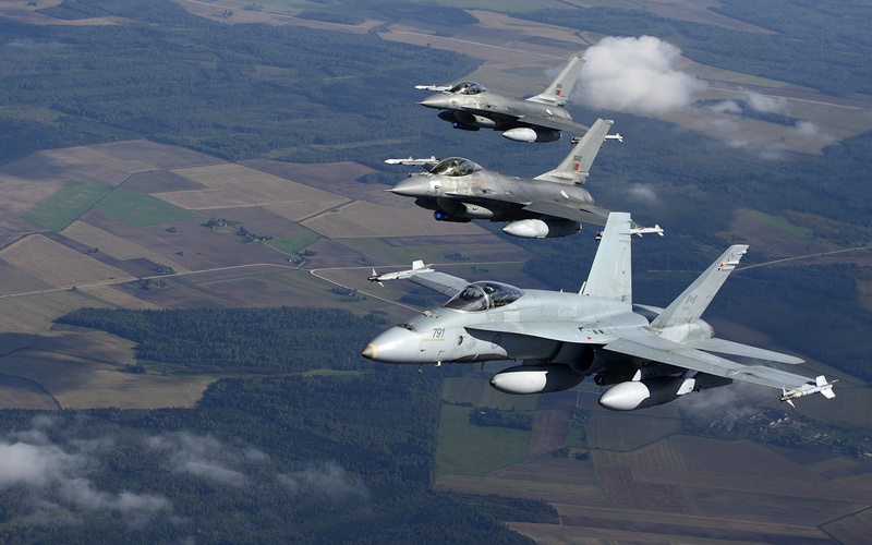 2K, military aircraft, General Dynamics F-16 Fighting Falcon, aircraft, McDonnell Douglas F/A-18 Hornet