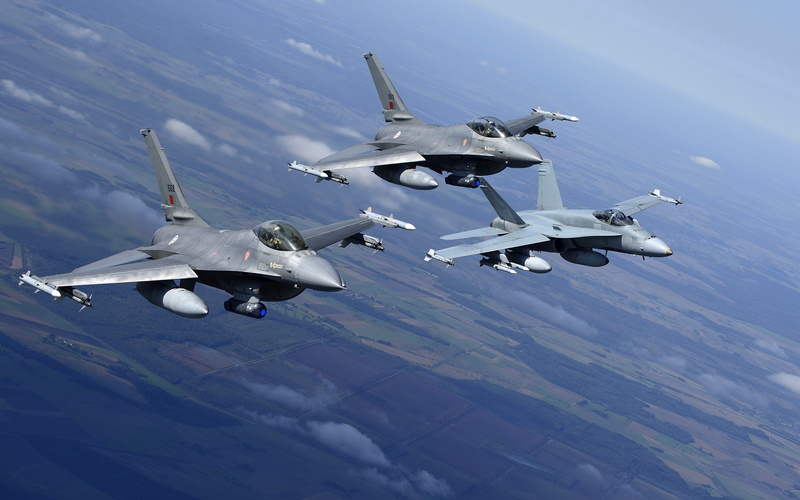 aircraft, military aircraft, General Dynamics F-16 Fighting Falcon, McDonnell Douglas F/A-18 Hornet, 4K