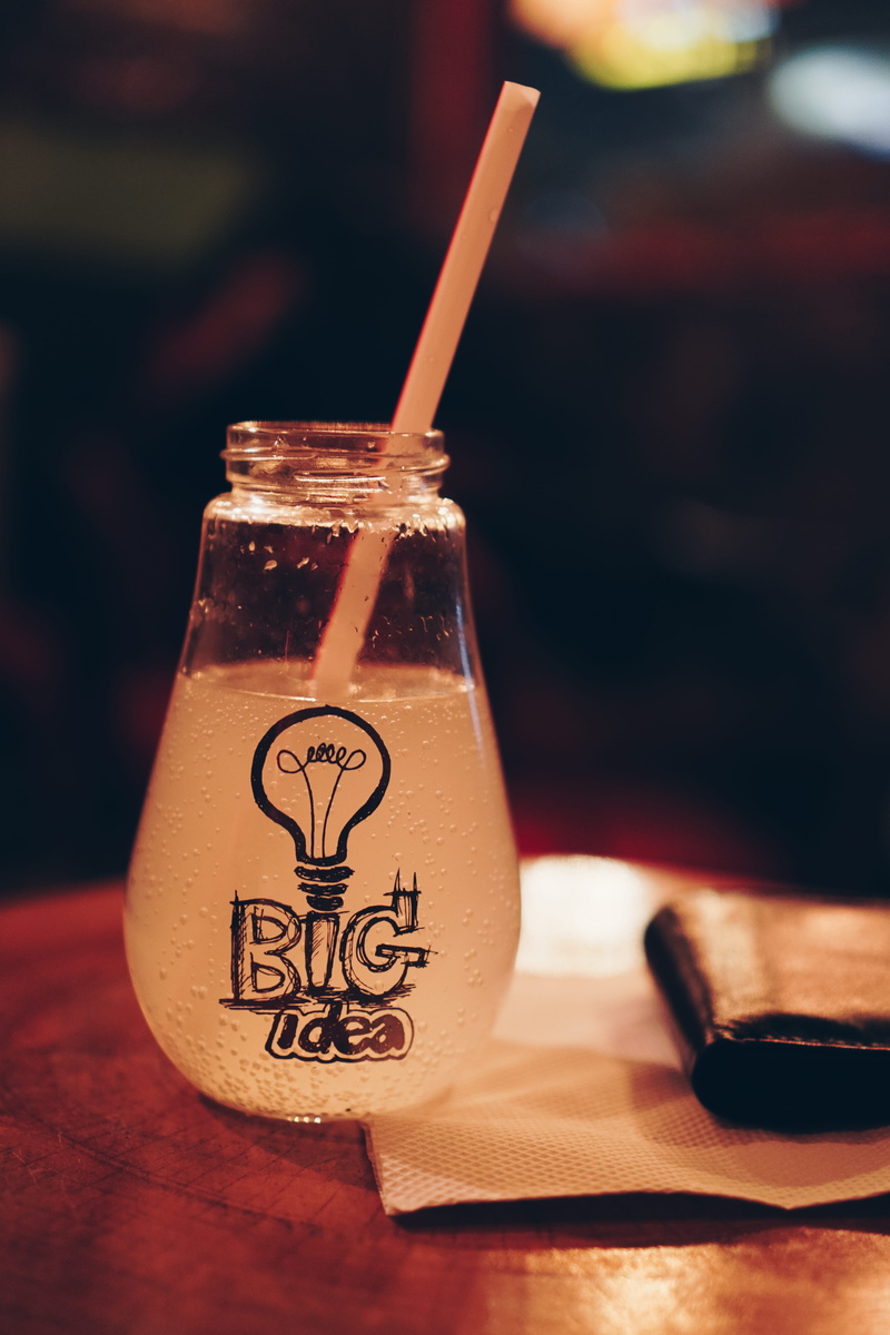 beverage, cafe, goblet, symbol, table, text, drinking, lemonade, trademark, drink, container, 5K, beer glass, restaurant, quote, refreshment, food, mood