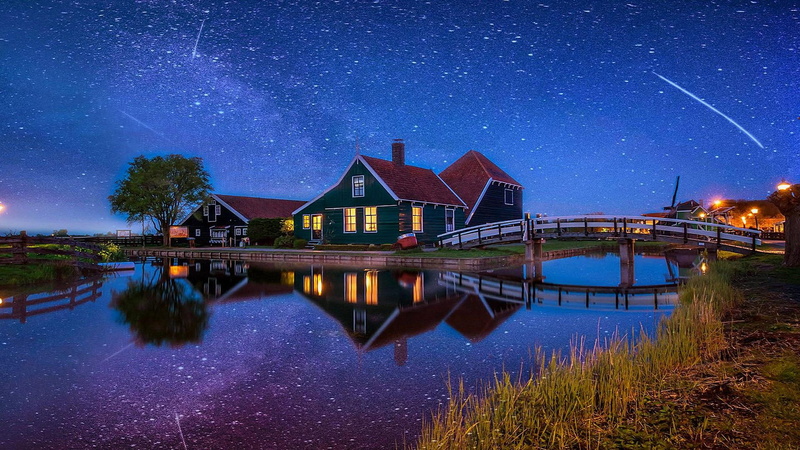night, bank, zaandam, water, sky, house, evening, canal, milky way, starry sky, zaanse schans, night sky, meteor, reflection, 1080P, netherlands, starry night