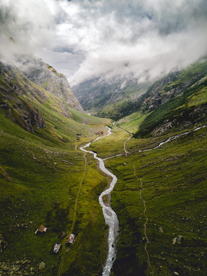 hill, overcast, misty, mountains, stream, water, rural Scene, sky, cloudy, green Color, summer, valley, fog, wilderness, nature, aerial, cloud - Sky, mountain