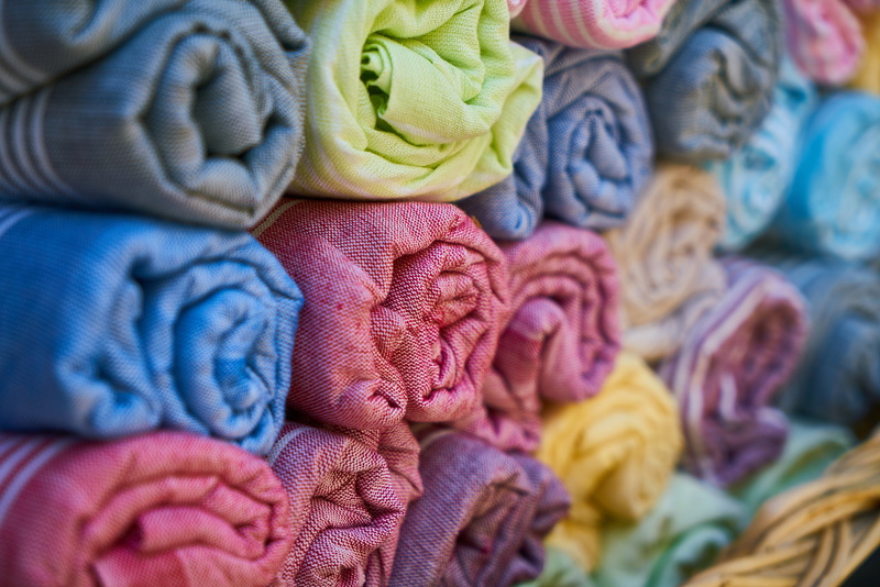 fabric, retail, abundance, shopping, textile, background, no people, knitting, close-up, choice, blue, red, towel, selective focus, 8K, material, cotton