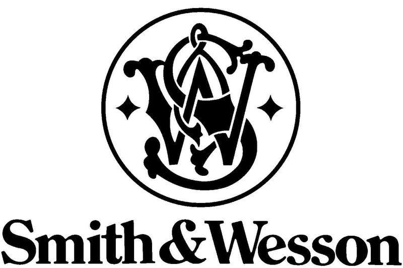 720P, Weapons, Smith and Wesson