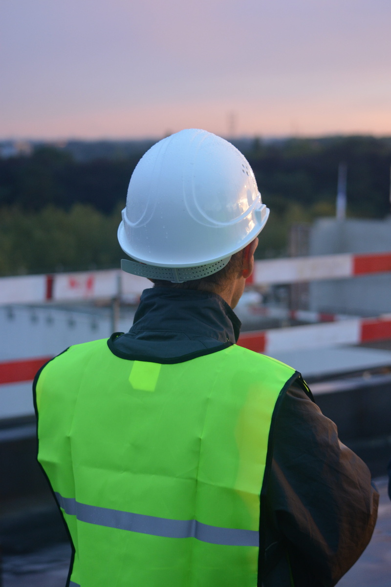 5K, headwear, protection, outdoors, clothing, occupation, construction worker, protective workwear, safety, rear view, security, focus on foreground, real people