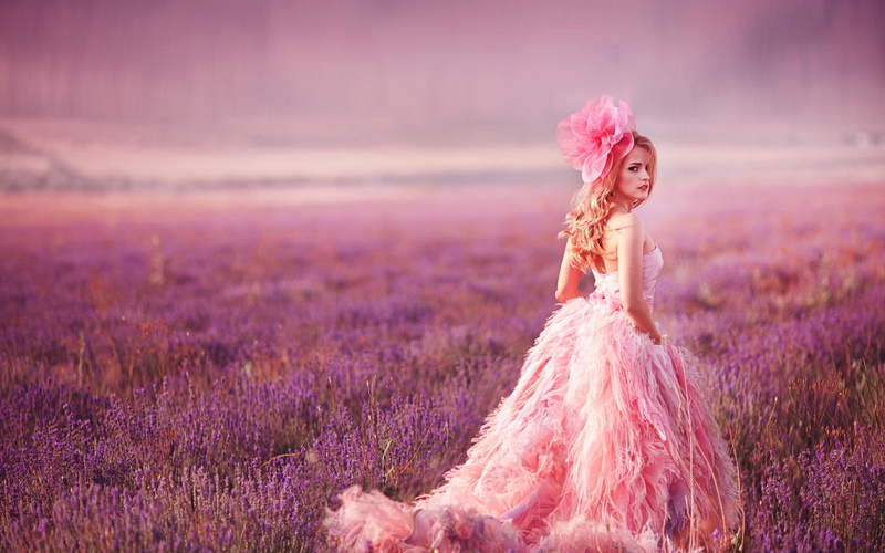 fashion, pretty girl pics 2880x1800, dress, teenager, flower, happiness, smiling, 2K, clothing, beautiful woman, one person, pink color, women, flowering plant