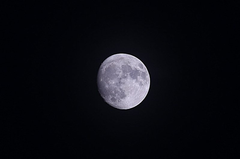 dark, outdoors, geometric shape, scenics - nature, full moon, Moon, space and astronomy, sky, Supermoon, astrology, night, sphere, science, black and white