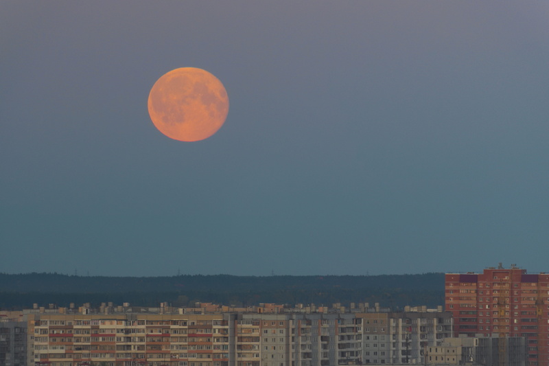 moonrise, full moon, circle, astronomy, city, scenics - nature, moon, scope, outdoors, архангельск, russia, telescope, built structure, building exterior