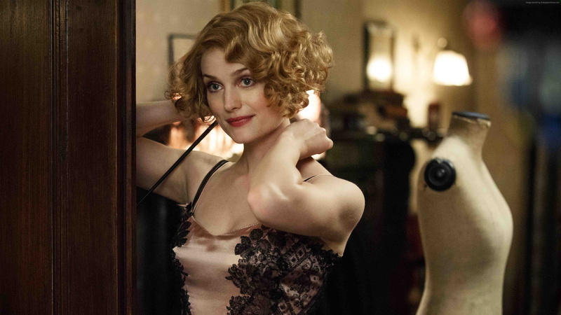 4K, fashion, portrait, mirror, Fantastic Beasts and Where to Find Them, hairstyle, leisure activity, indoors, beautiful woman, clothing, reflection, beauty