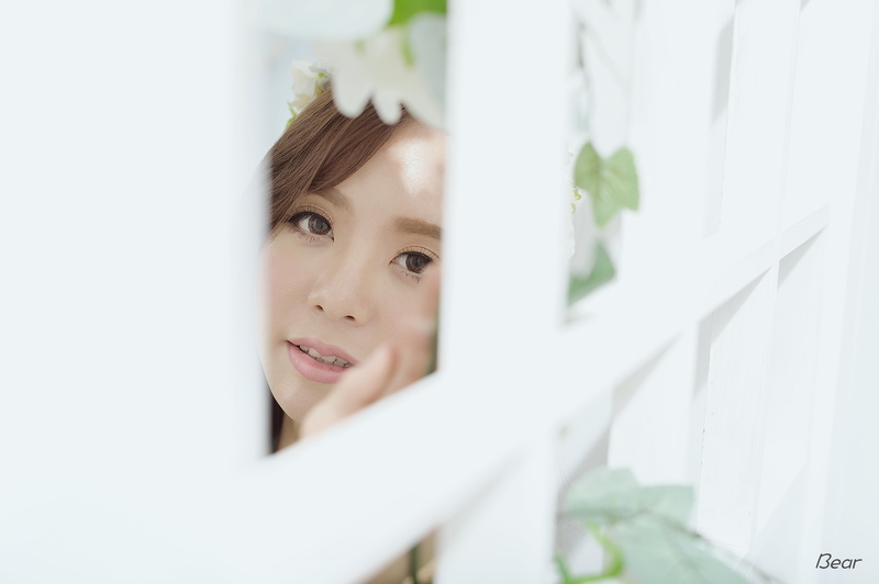 indoors, human face, brunette, childhood, headshot, young adult, emotion, close-up, Asian, watching, looking, curiosity, looking at viewer, 4K, innocence