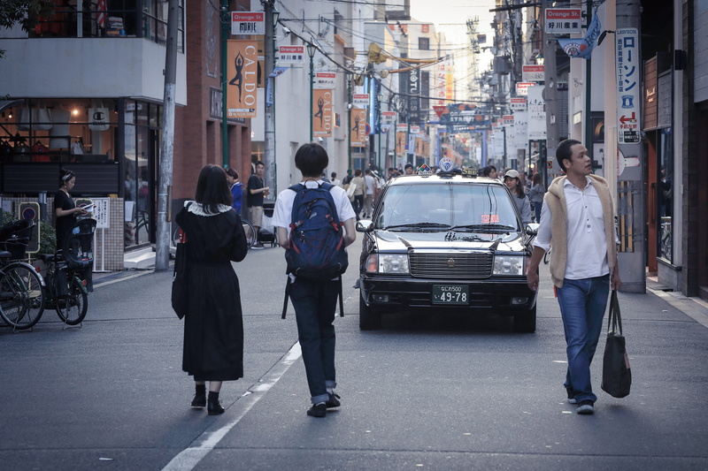 walking, adult, motor vehicle, shopping, city life, japan, dotonbori, not too, dora said to herself it occasion up, people, landscape, the tao 頓堀川, real people