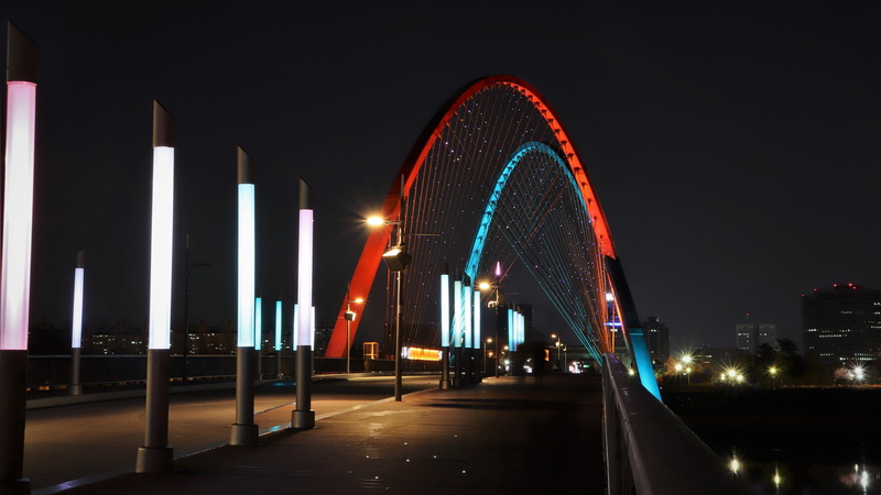 blue, korean, modern, architecture, sky, ferris wheel, stability, fire, war, building exterior, south koreas, quiet, nighttime, midnight, south, sculpture
