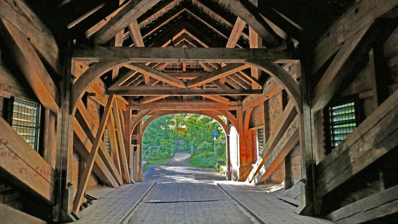 craft, connection, brick, the way forward, no people, ceiling, 5K, wood, covered, empty, day, cross-member, historically, nature, wood - material, bridge - man made structure