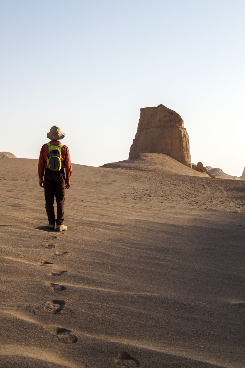 two people, person, full length, uSA, sky, nature, desert, rock, hiking, hat, clear sky, people, fronting, leisure activity, day, walking, mountain, adult