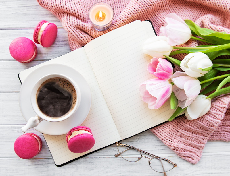 colorful, pink, 2K, coffee cup, macaron, macaroon, macaroons, a Cup of coffee, tulips