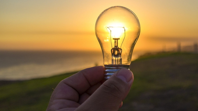 sky, electric lamp, outdoors, nature, human hand, body part, close-up, human finger, glowing, holding, Sun, human body part, 1080P, illuminated, hand